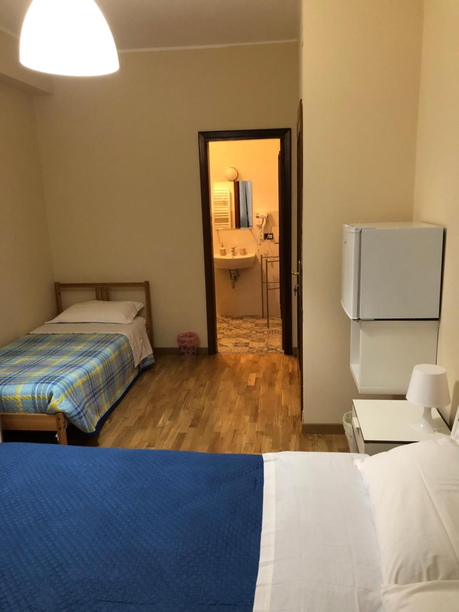 Moon River Guest House Pescara Eksteriør billede