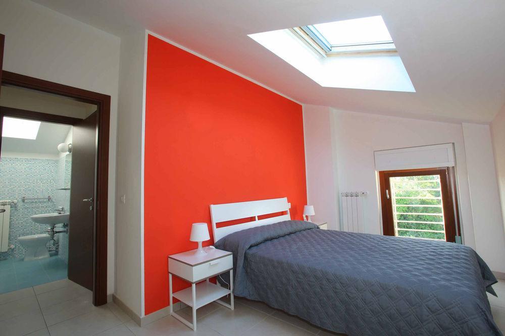 Moon River Guest House Pescara Eksteriør billede