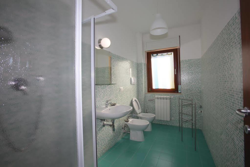 Moon River Guest House Pescara Eksteriør billede